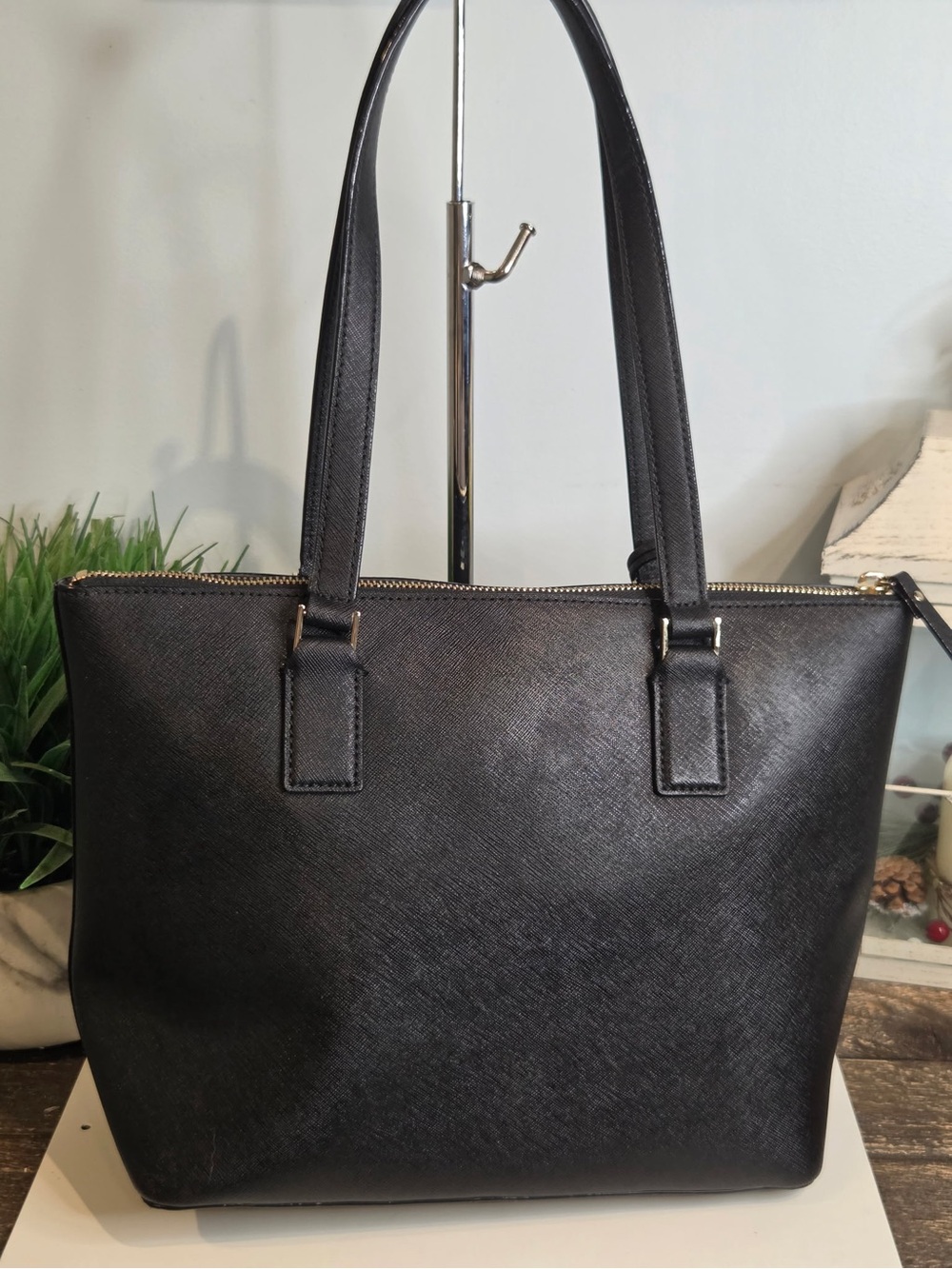 kate spade Black Saffiano Tote with Matching Zip Wallet - Picture 2 of 15